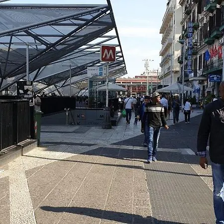 Alojamento de Acomodação e Pequeno-almoço La Partenopea Nápoles