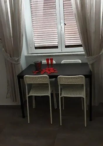 La Citta Partenopea נאפולי