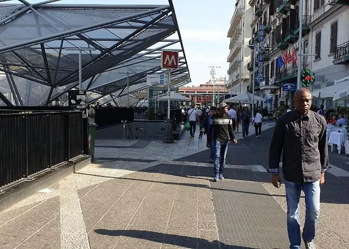 לינה וארוחת בוקר La Citta Partenopea נאפולי